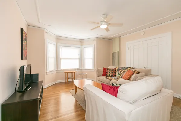 One bedroom one bath in Laurel Heights