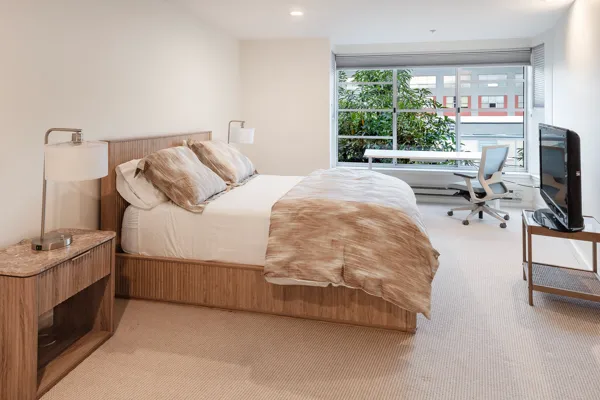16-2600-18th-Unit21-San-Francisco-3bed-web.jpg