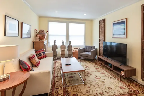 Bright Richmond District Retreat Near the Presidio