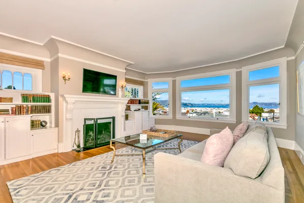 pacific heights real estate.jpg