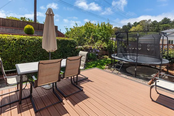 11-460-Valverde-South-San-Francisco-deck-web.jpg