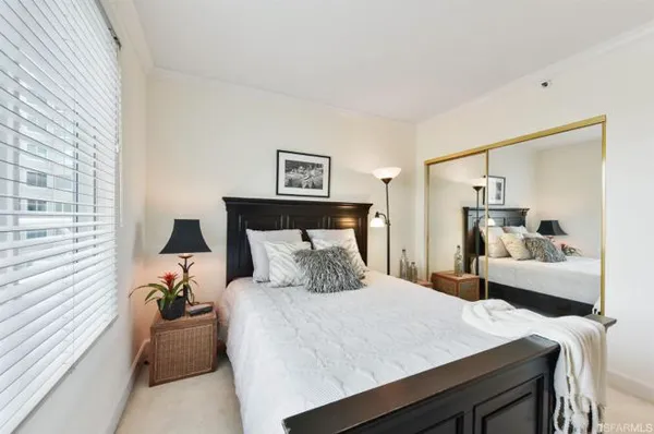 bedroom2.jpg