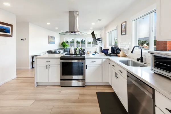 06-460-Valverde-South-San-Francisco-kitchen-web.jpg